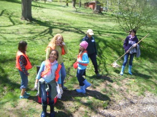 4H Nature Nuts on their 5 mile hike through North River Gorge in July